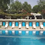 Hotel Babylon Gardens Apart *