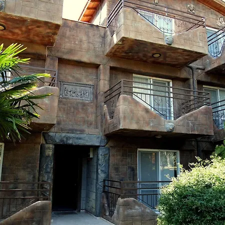 Babylon Gardens Apart Menderes