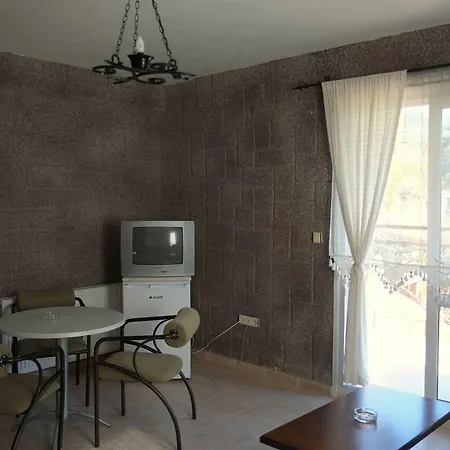 Babylon Gardens Apart