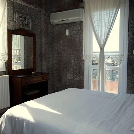 Babylon Gardens Apart