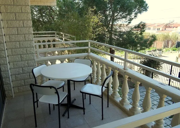 Babylon Gardens Apart Menderes